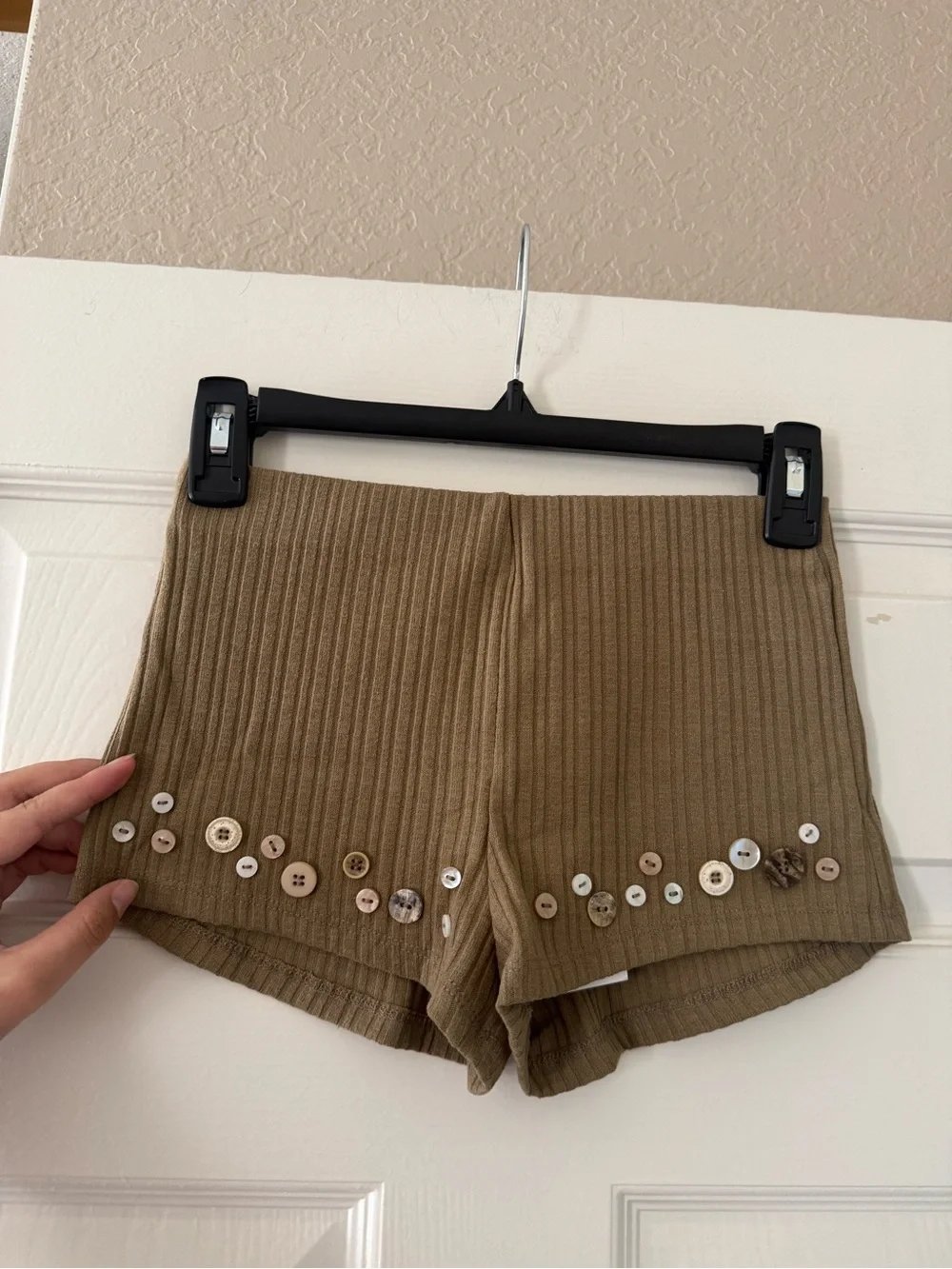BNWT Zara Light Olive Green Rib Knit Button Shorts
